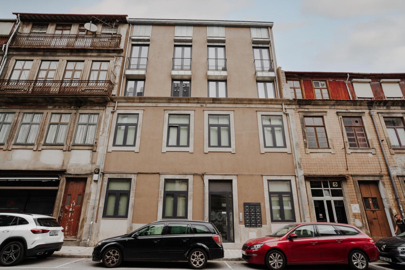 Charming Central Studio With Ac, Next To Metro Station Apartment Porto Ngoại thất bức ảnh